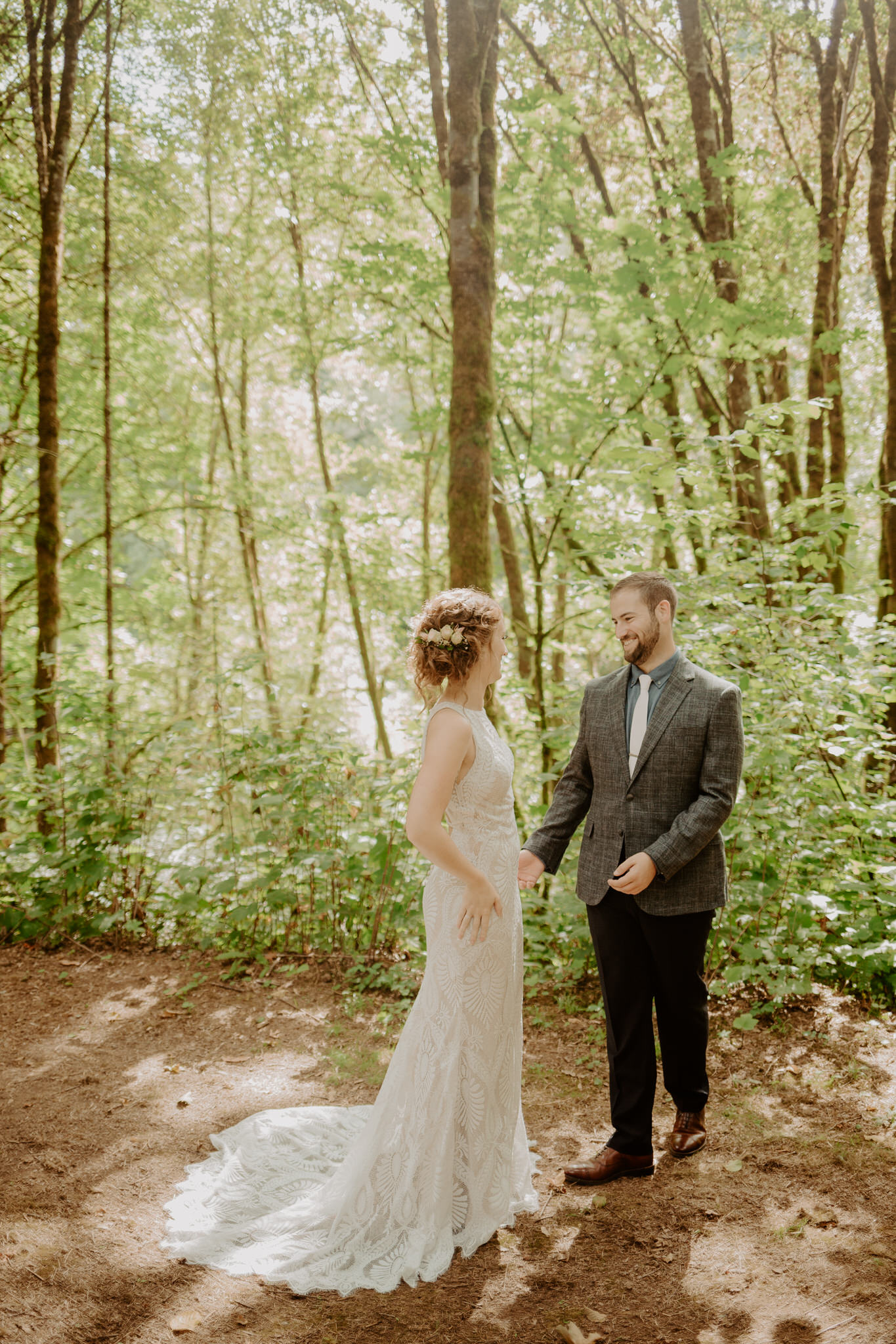 Presley & Eric // Horning's Hideout Camp Wedding - Mecca R. Photography