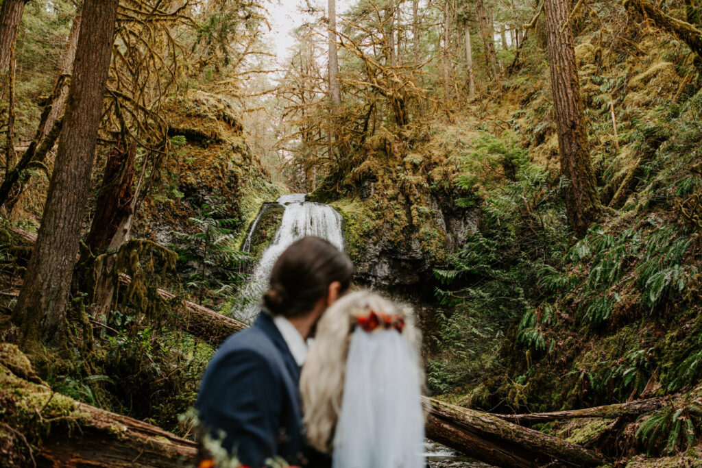 Oregon waterfall elopement